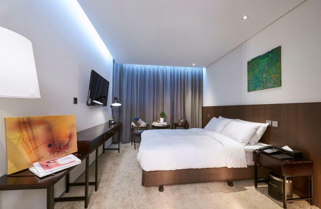 Hotel Mfelice Сеул Экстерьер фото